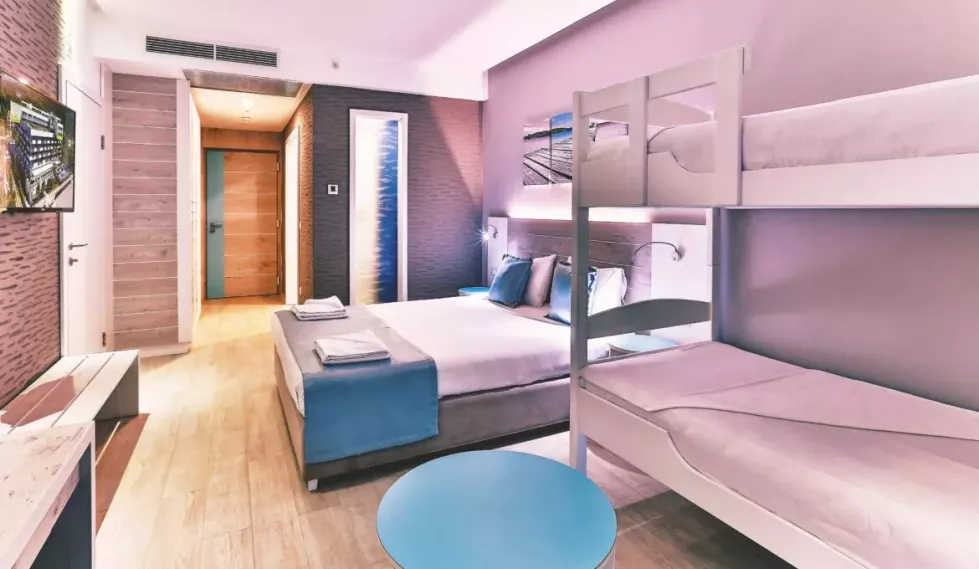 Viešbutis „CARINE HOTEL PARK“ (Bijela, Tivatas, Juodkalnija)