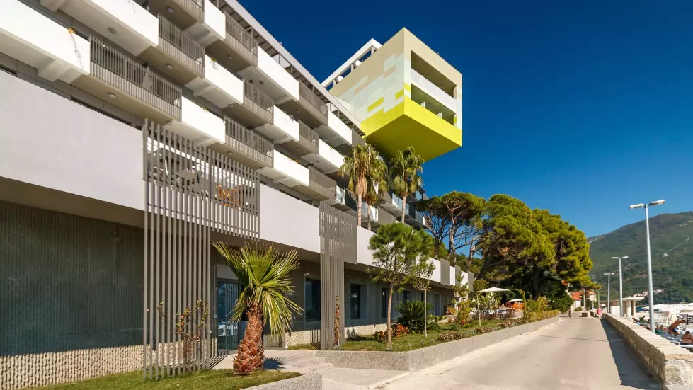 Viešbutis „CARINE HOTEL PARK“ (Bijela, Tivatas, Juodkalnija)