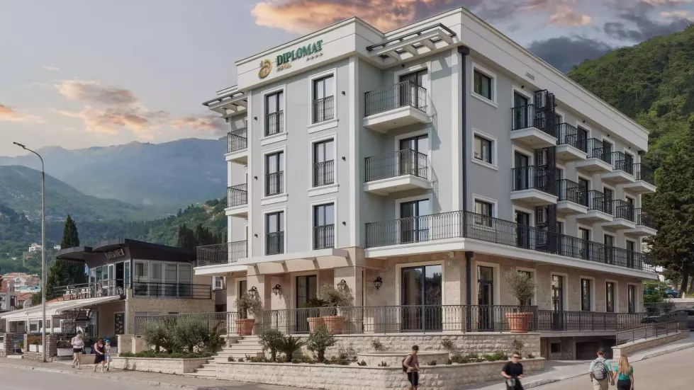 Viešbutis „HOTEL DIPLOMAT BY AYCON“ (Budva, Tivatas, Juodkalnija)