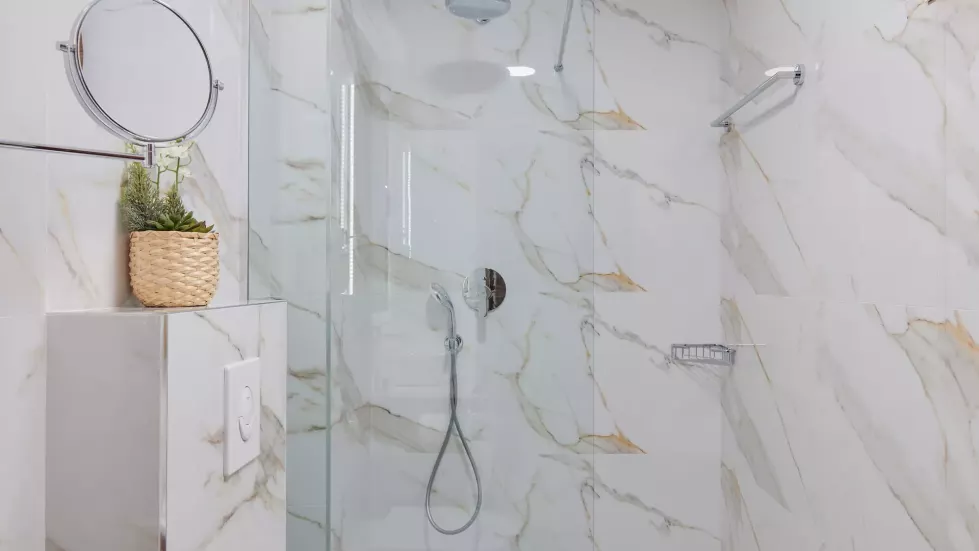 Viešbutis „HOTEL DIPLOMAT BY AYCON“ (Budva, Tivatas, Juodkalnija)
