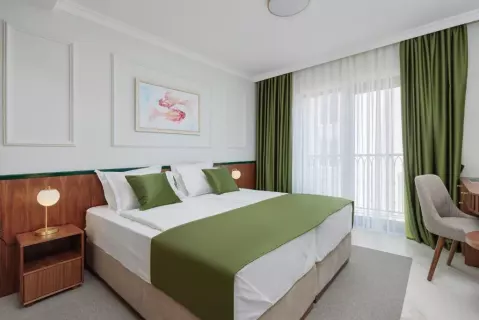 Viešbutis „HOTEL DIPLOMAT BY AYCON“ (Budva, Tivatas, Juodkalnija)