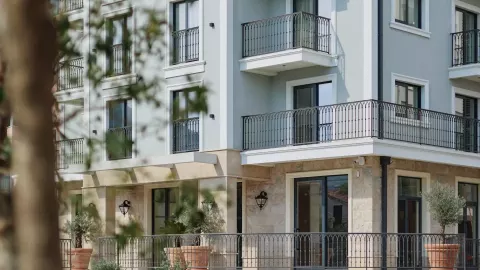 Viešbutis „HOTEL DIPLOMAT BY AYCON“ (Budva, Tivatas, Juodkalnija)