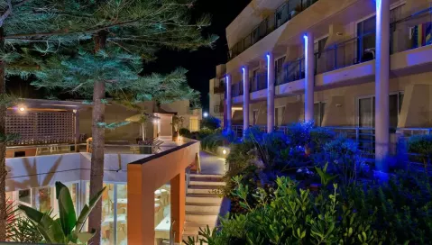 Minos (Heraklionas (Kreta), Graikija)