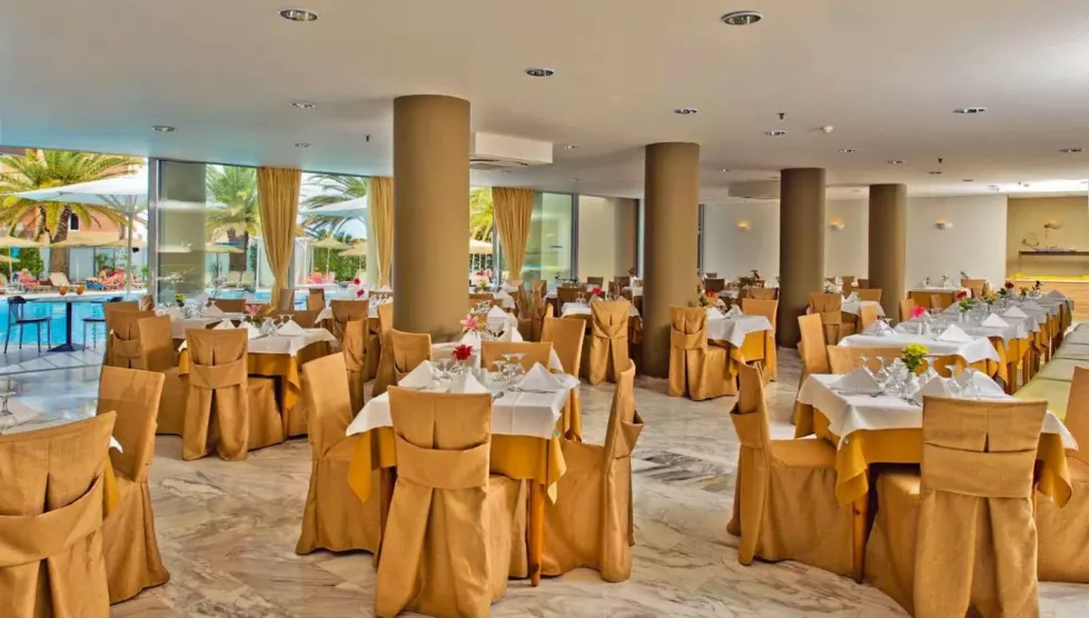 Minos (Heraklionas (Kreta), Graikija)