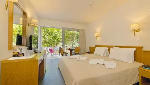 Minos (Heraklionas (Kreta), Graikija)