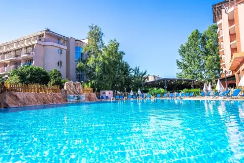 Viešbutis „IZOLA PARADISE“ (Saulėtasis krantas, Burgasas, Bulgarija)