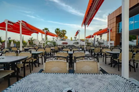 Viešbutis „THRONE BEACH RESORT & SPA“ (Sidė, Turkija)