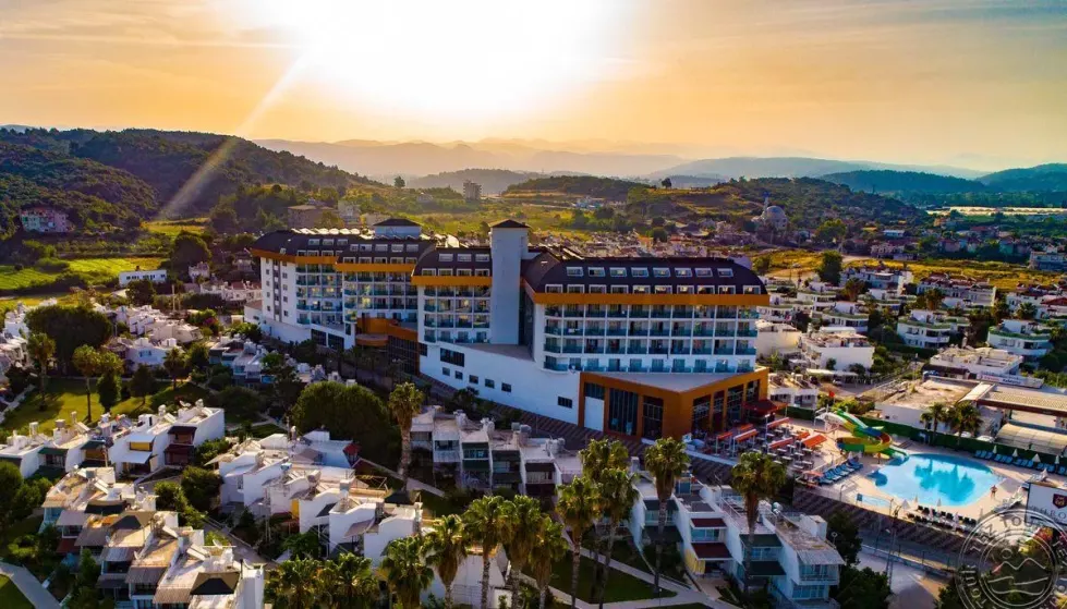 Viešbutis „THRONE BEACH RESORT & SPA“ (Sidė, Turkija)