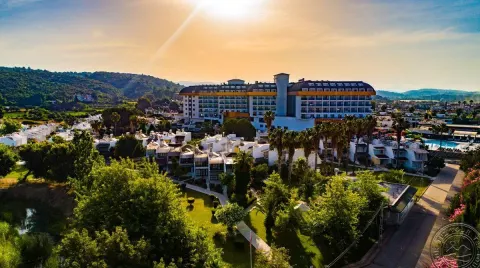 Viešbutis „THRONE BEACH RESORT & SPA“ (Sidė, Turkija)