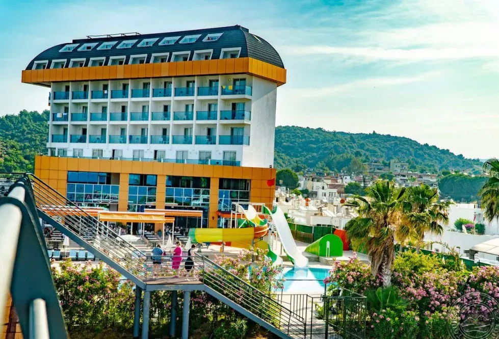 Viešbutis „THRONE BEACH RESORT & SPA“ (Sidė, Turkija)