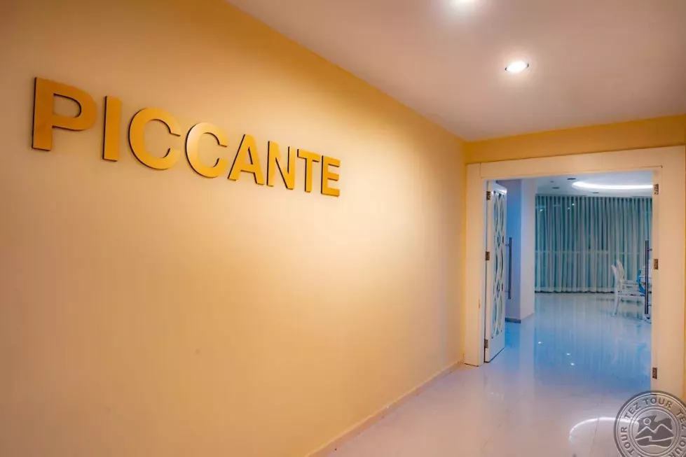 Viešbutis „THRONE BEACH RESORT & SPA“ (Sidė, Turkija)