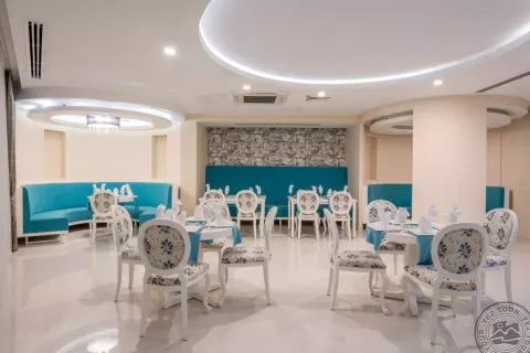 Viešbutis „THRONE BEACH RESORT & SPA“ (Sidė, Turkija)