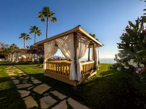 Viešbutis „AQI HYDROS CLUB“ (Kemeras, Turkija)