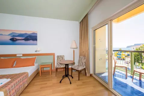 Viešbutis „AQI HYDROS CLUB“ (Kemeras, Turkija)