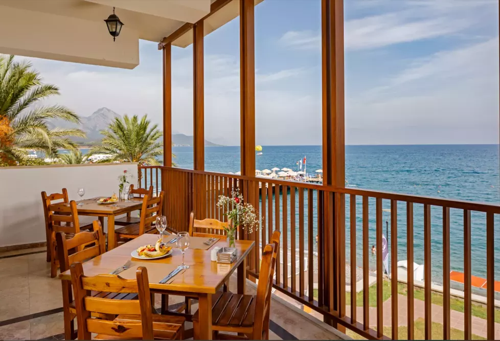 Viešbutis „AQI HYDROS CLUB“ (Kemeras, Turkija)