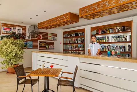 Viešbutis „AQI HYDROS CLUB“ (Kemeras, Turkija)