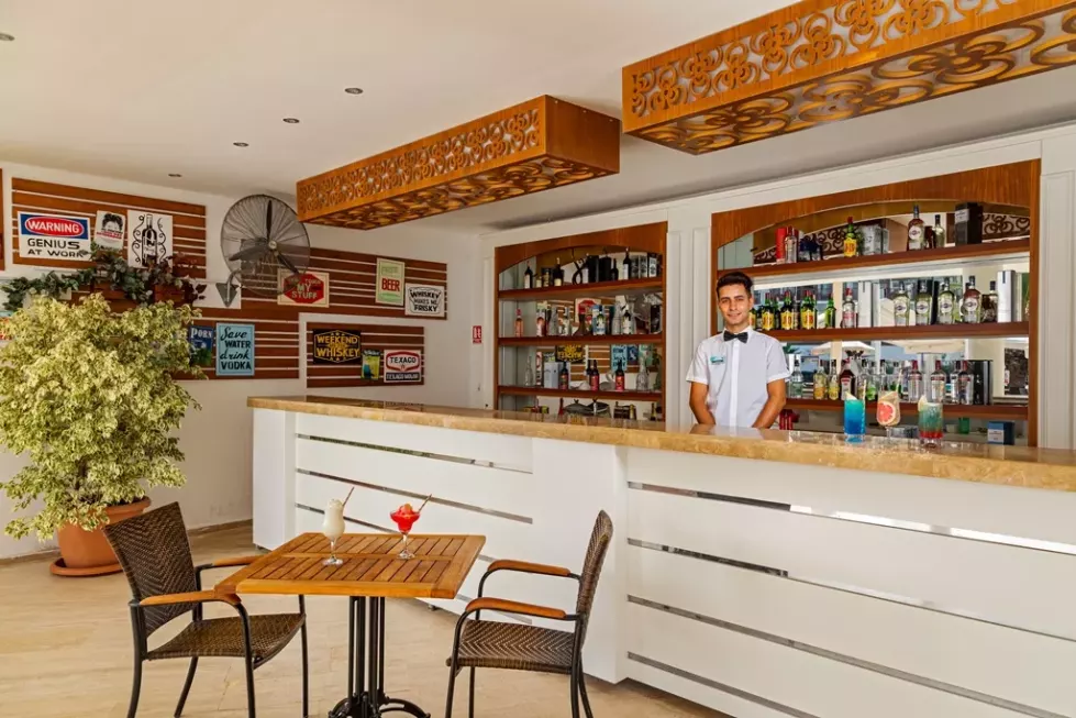 Viešbutis „AQI HYDROS CLUB“ (Kemeras, Turkija)