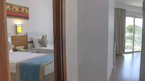 Viešbutis „ZENA RESORT HOTEL“ (Kemeras, Turkija)