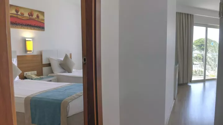 Viešbutis „ZENA RESORT HOTEL“ (Kemeras, Turkija)