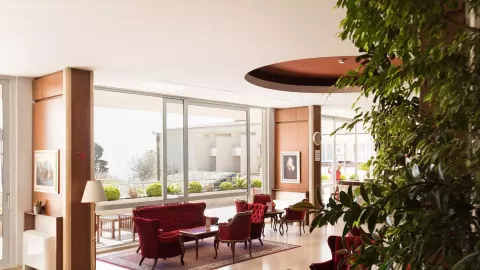 Viešbutis „PALAS“ (Petrovacas, Tivatas, Juodkalnija)