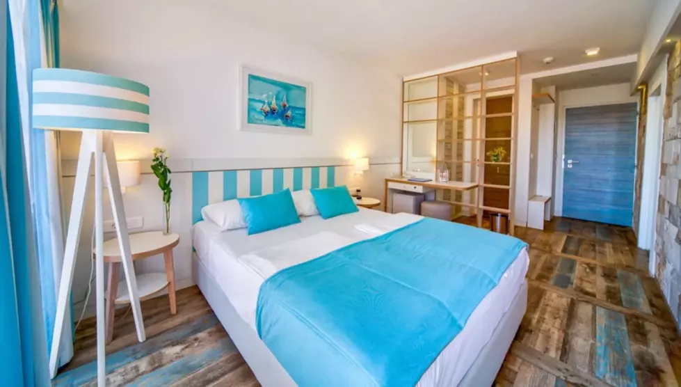 Castellastva (Tivatas, Juodkalnija - Kroatija)