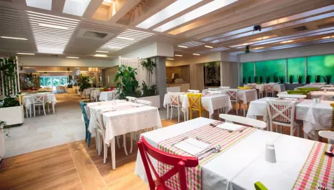 Castellastva (Tivatas, Juodkalnija - Kroatija)