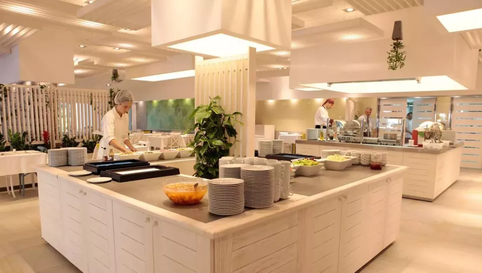 Castellastva (Tivatas, Juodkalnija - Kroatija)