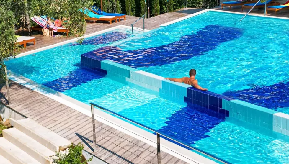 Castellastva (Tivatas, Juodkalnija - Kroatija)