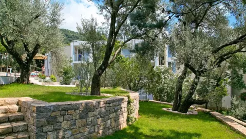 Castellastva (Tivatas, Juodkalnija - Kroatija)