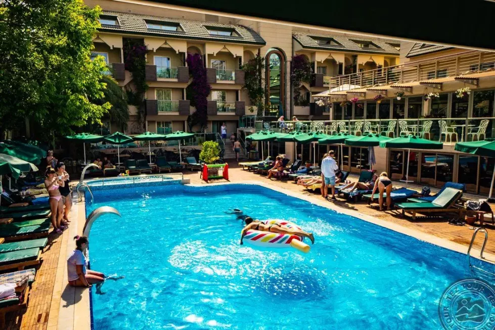 Viešbutis „AMBASSADOR PLAZA HOTEL“ (Kemeras, Turkija)