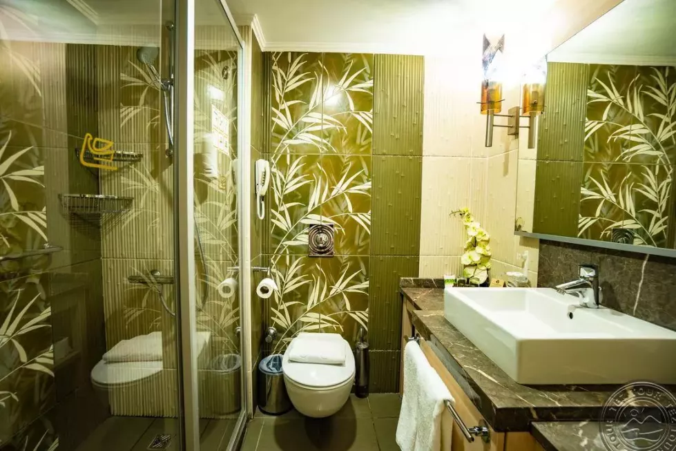 Viešbutis „AMBASSADOR PLAZA HOTEL“ (Kemeras, Turkija)