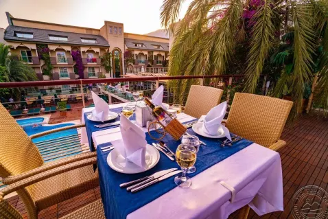 Viešbutis „AMBASSADOR PLAZA HOTEL“ (Kemeras, Turkija)