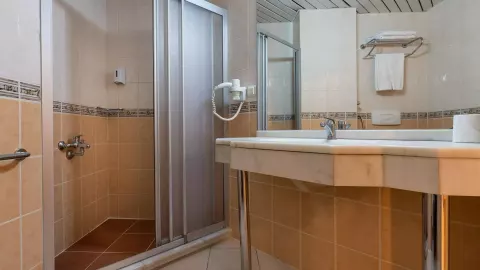 Viešbutis „GRAND VIKING HOTEL“ (Kemeras, Turkija)