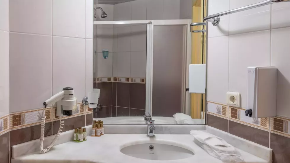 Viešbutis „GRAND VIKING HOTEL“ (Kemeras, Turkija)