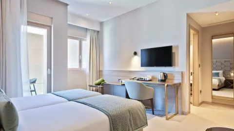 Viešbutis „AMI (EX. MELIA PETROVAC)“ (Petrovacas, Tivatas, Juodkalnija)