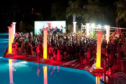 Viešbutis „VONRESORT GOLDEN BEACH“ (Sidė, Turkija)