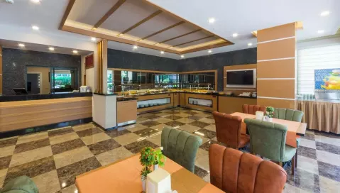 Lonicera City Kleopatra (Antalija, Turkija)