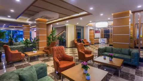 Lonicera City Kleopatra (Antalija, Turkija)