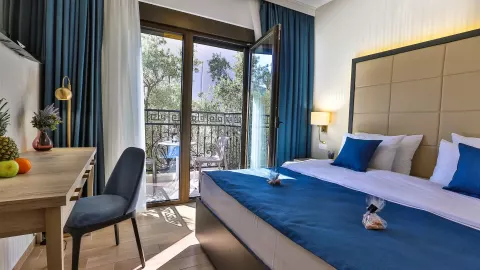 Viešbutis „HARMONY BY AYCON“ (Petrovacas, Tivatas, Juodkalnija)