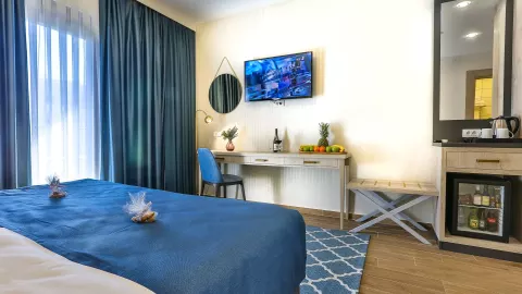 Viešbutis „HARMONY BY AYCON“ (Petrovacas, Tivatas, Juodkalnija)