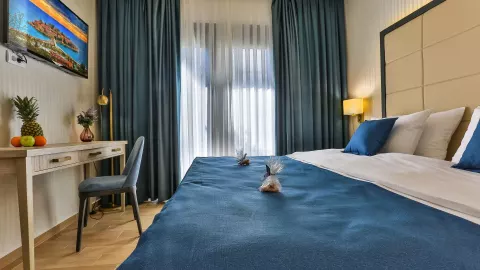 Viešbutis „HARMONY BY AYCON“ (Petrovacas, Tivatas, Juodkalnija)