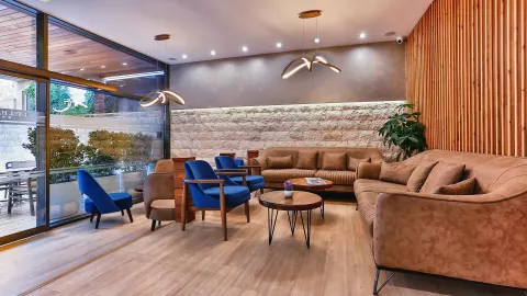 Viešbutis „HARMONY BY AYCON“ (Petrovacas, Tivatas, Juodkalnija)