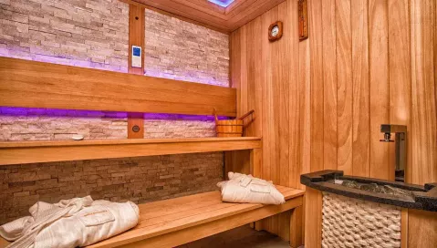 ACD Wellness & Spa (Tivatas, Juodkalnija - Kroatija)