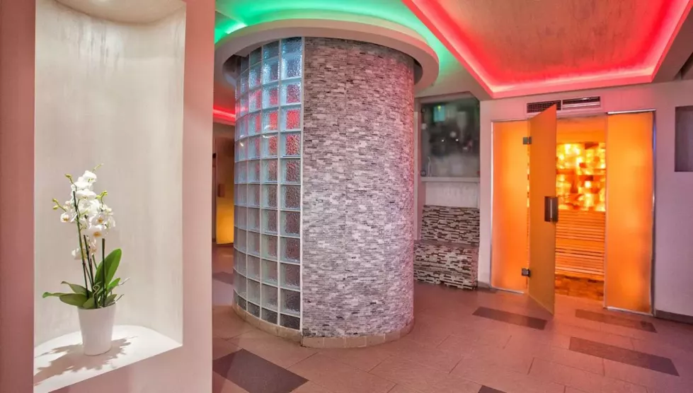 ACD Wellness & Spa (Tivatas, Juodkalnija - Kroatija)