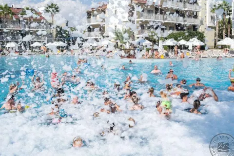 Viešbutis „BARUT B SUITES“ (Sidė, Turkija)