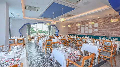 Viešbutis „SHERWOOD EXCLUSIVE LARA“ (Antalija, Turkija)