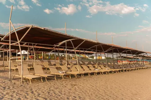 Casa Fora Beach Resort