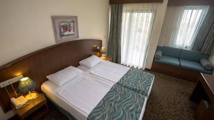 Viešbutis „DOSI HOTEL“ (Antalija, Turkija)