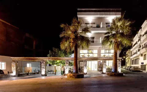 Viešbutis „POLLIS HOTEL“ (Chersonisas, Kreta, Graikija)