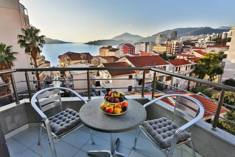Viešbutis „LA MER BY AYCON“ (Budva, Tivatas, Juodkalnija)